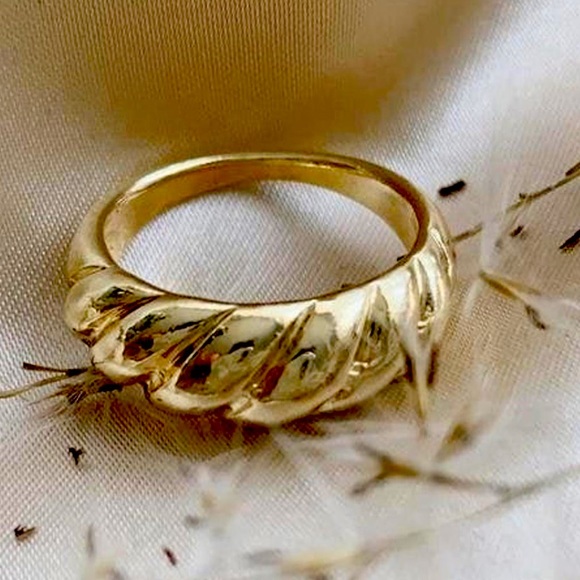 Jewelry - Gold Plated Croissant Dome Ring